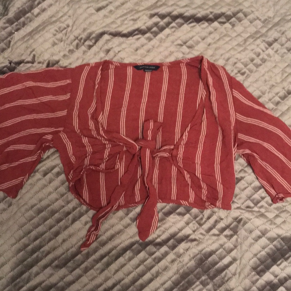 American eagle tshirt